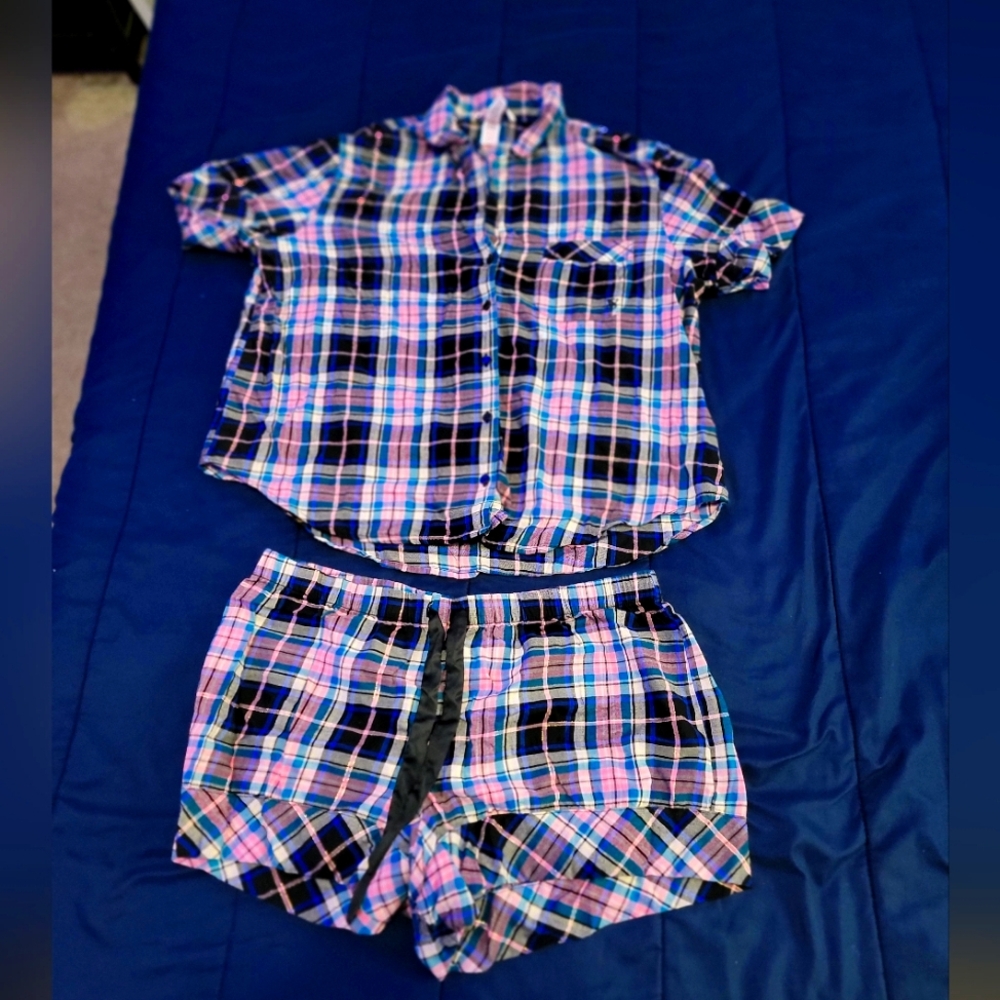 Victoria Secrets pajama set